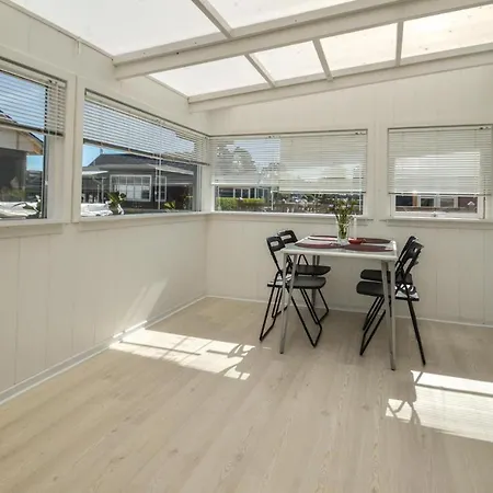 Holiday home One-bedroom Holiday In Karrebaksminde *
